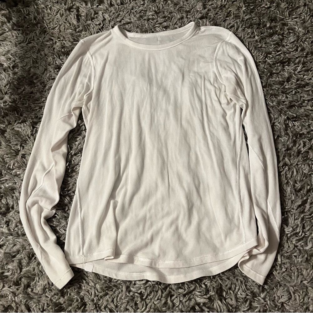Lululemon hold tight long sleeve size 8